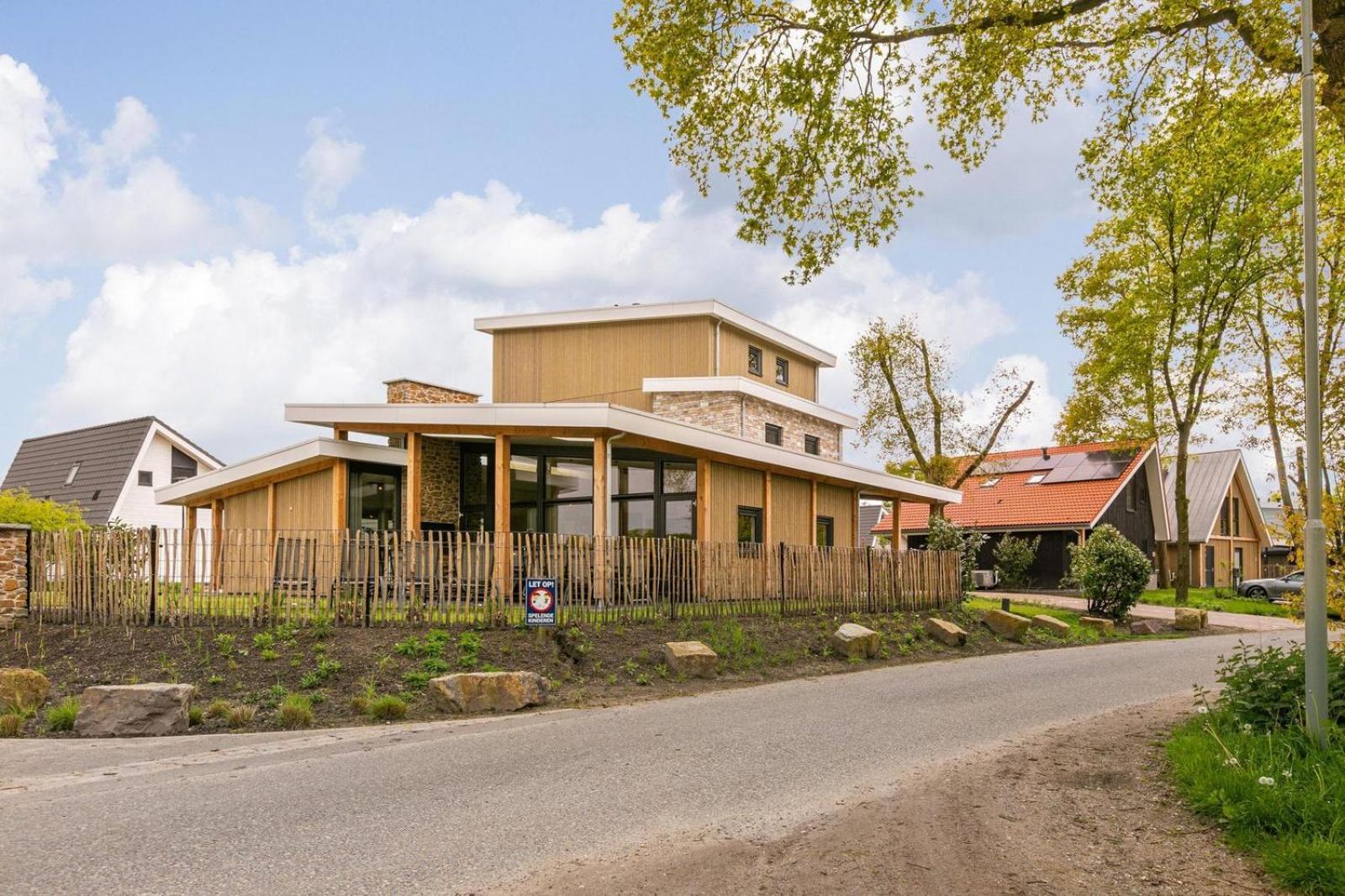 Vakantie & Resort Leukermeer Well  Esterno foto